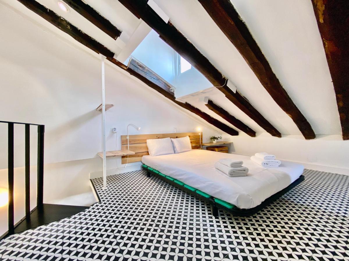 Charming Gran Via Attic Leilighet Madrid Eksteriør bilde